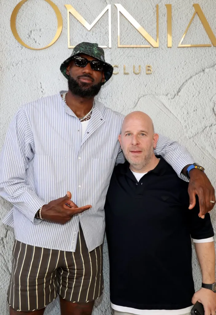 LeBron James X OMNIA