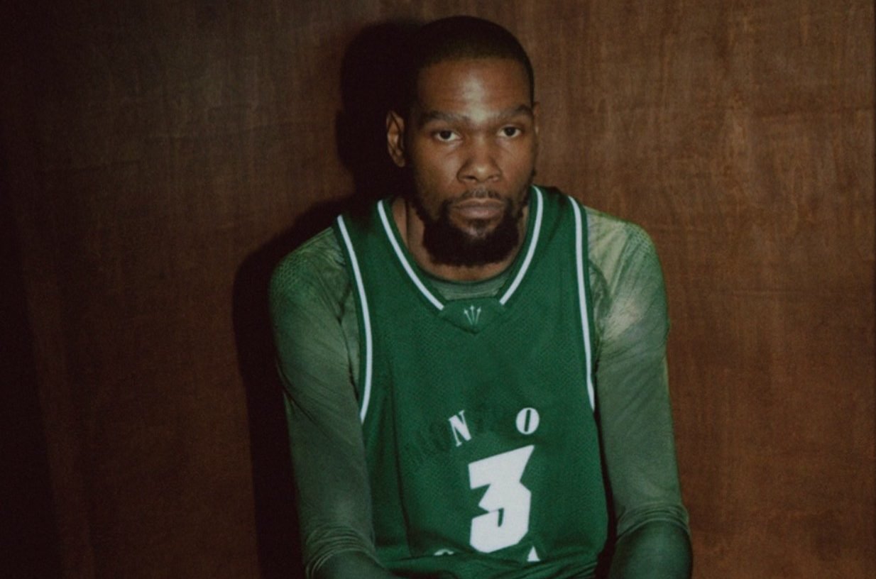 Drake & Kevin Durant Connect On New NOCTA Apparel Drop Drake & Kevin Durant Connect On New NOCTA Apparel Drop